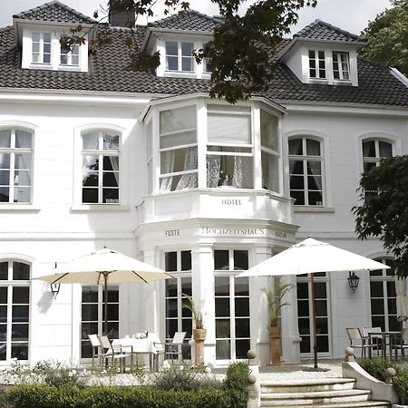 Hotel Hochzeitshaus Aurich Esterno foto
