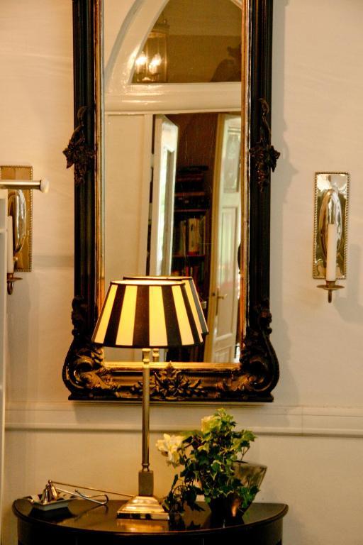 Hotel Hochzeitshaus Aurich Esterno foto
